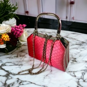 Beautiful Pink Clutch Purse w/Silver Embellished Design Ans Crossbody Chain